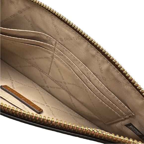 MICHAEL KORS Brown Wristlet - Picture 4 of 6